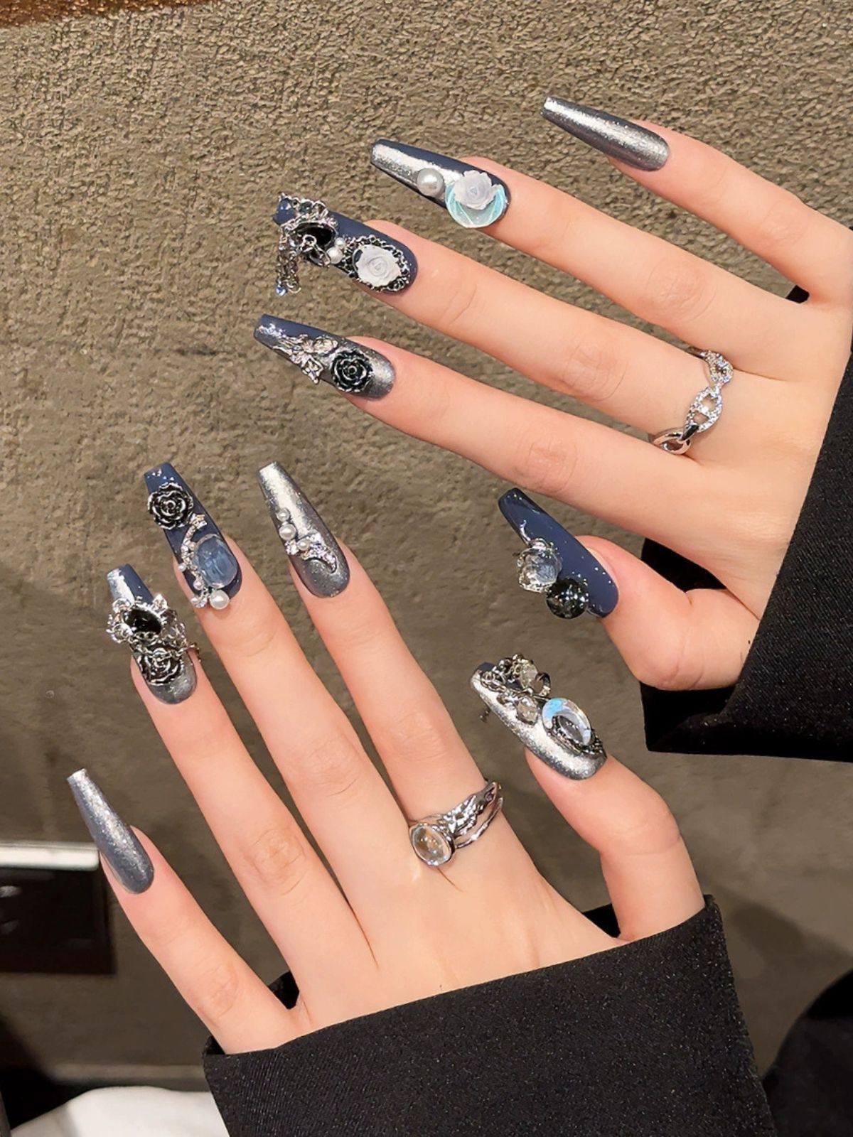 Gothic Rose Blue Nails