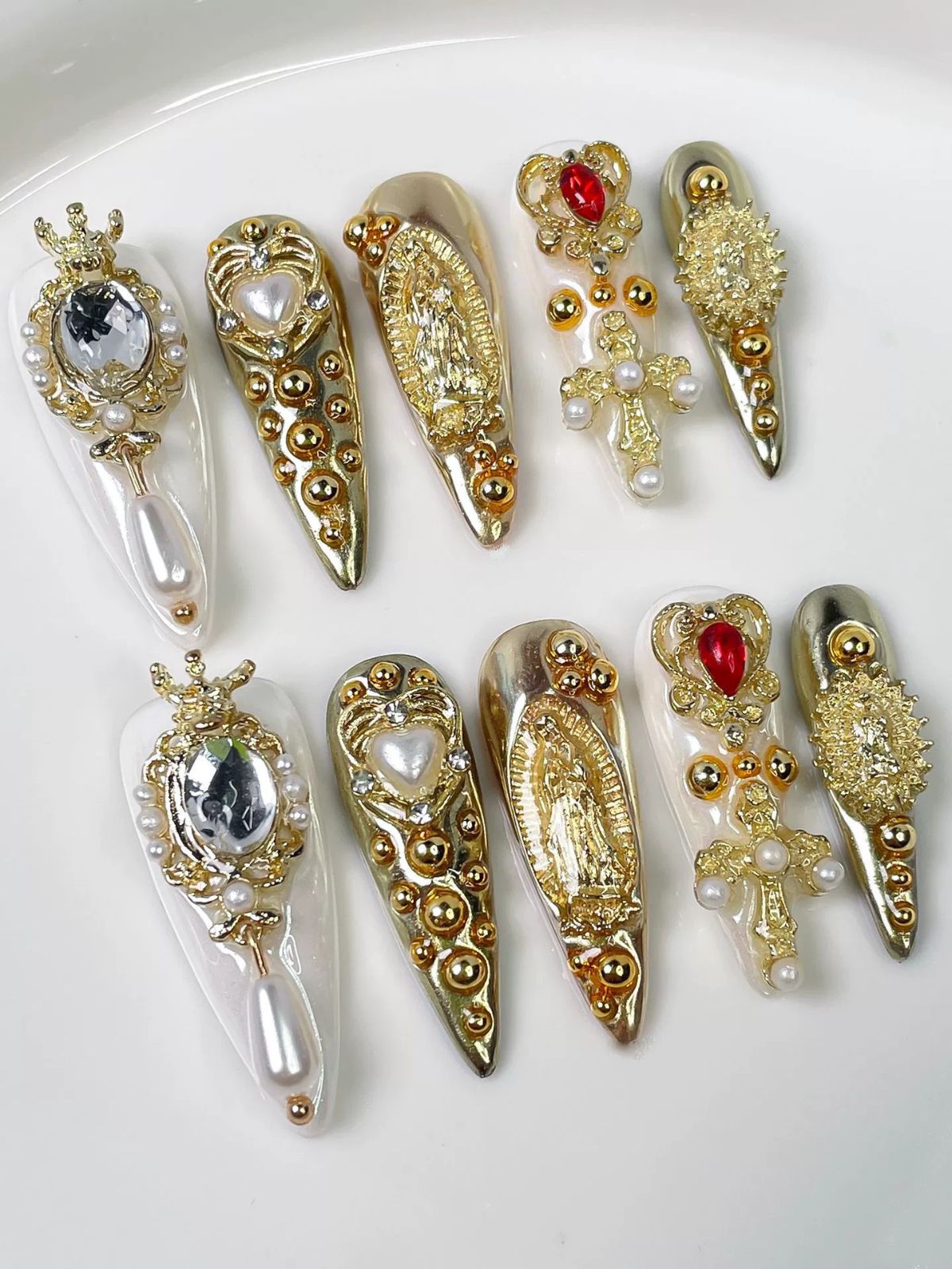 Gilded Belle Gold Nails