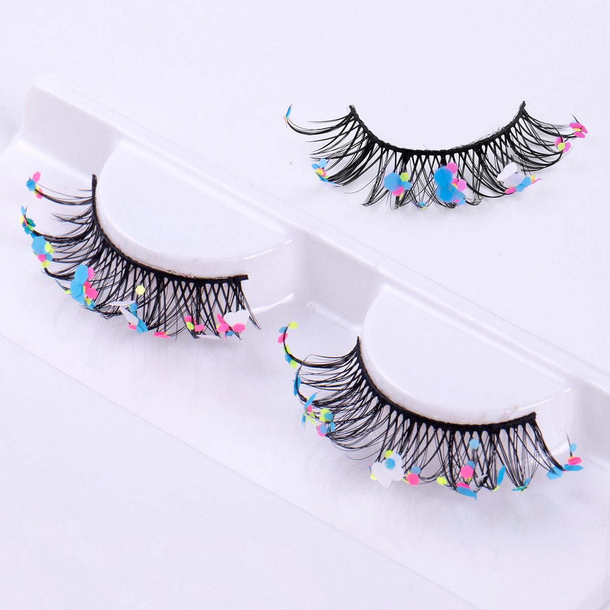 Enchanted Enigma 2 Pairs Dramatic Lashes