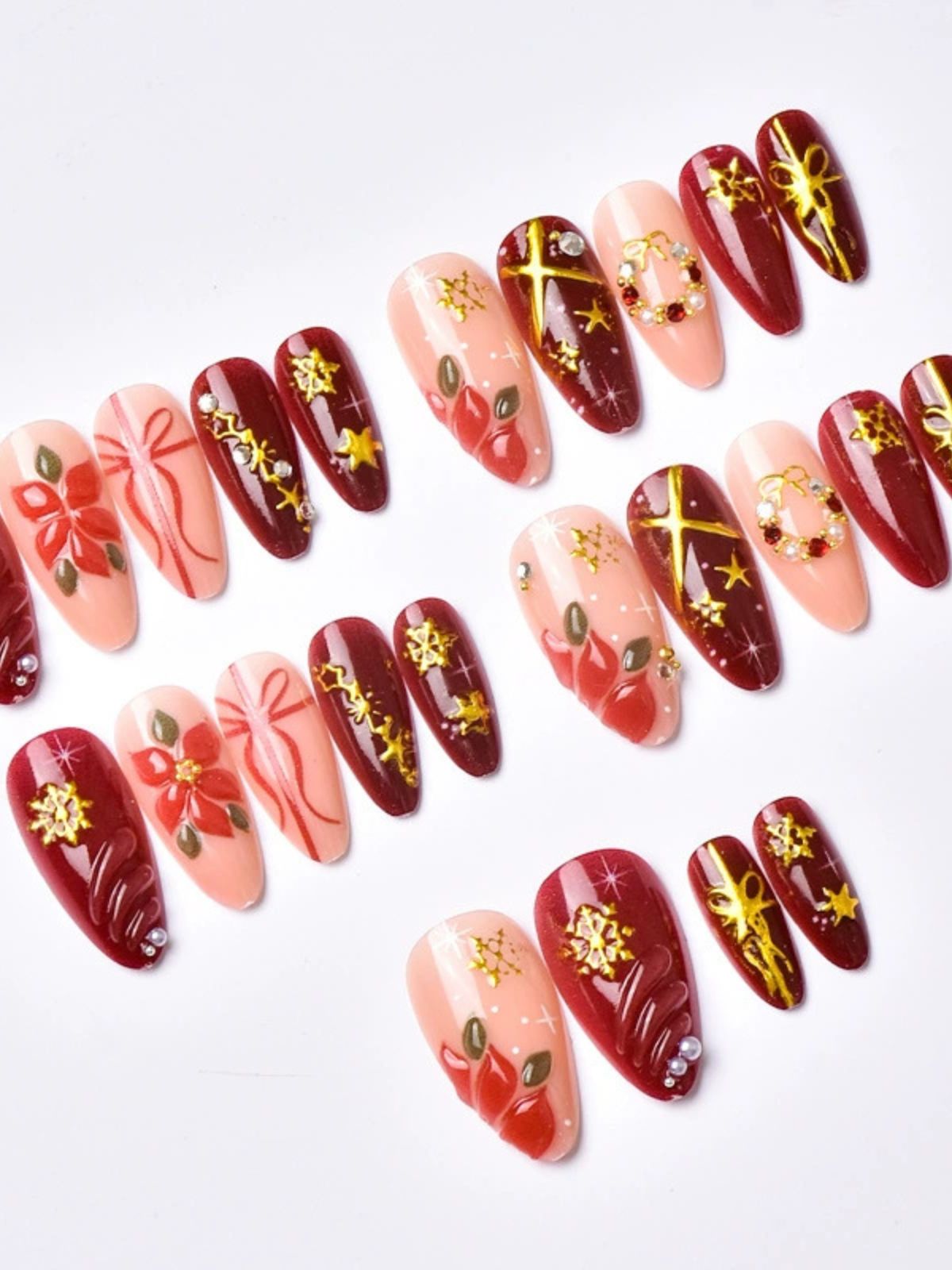 Coral Wreath Red Nails