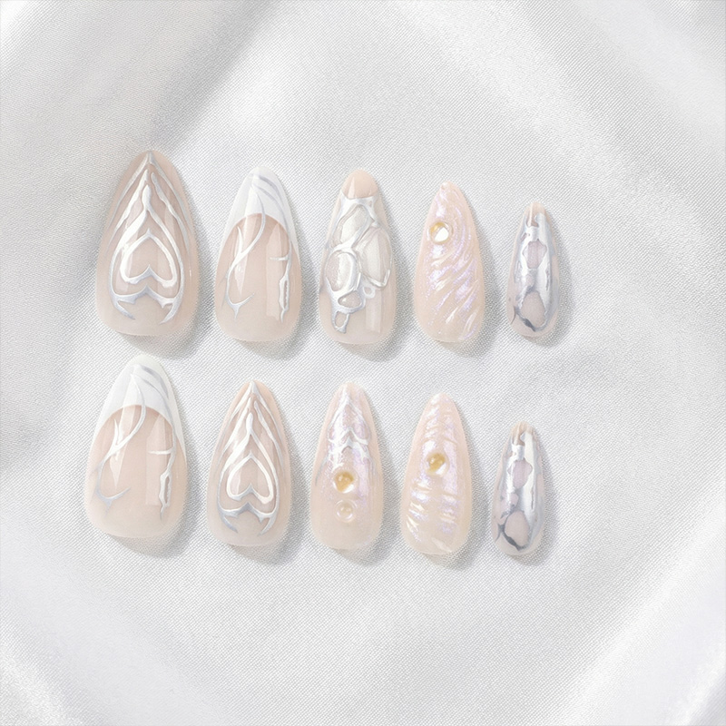 Water Ripples Silver Nails