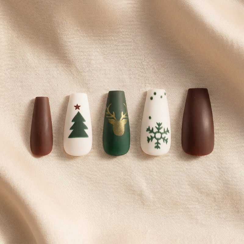 Christmas Inspired Green Nails