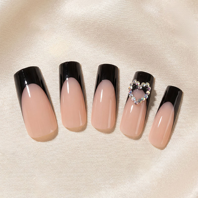 Ebony Glitz Black Nails