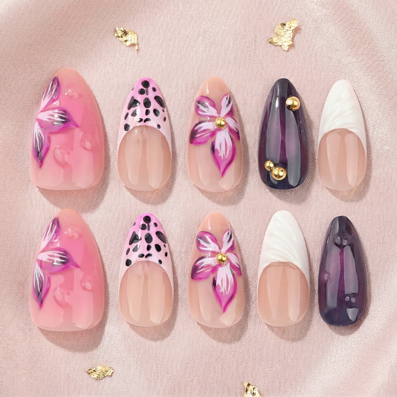 Lavender Leopard Purple Nails