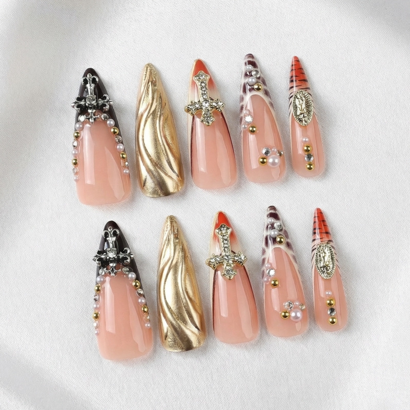 Wild Glamour Multicolor Nails