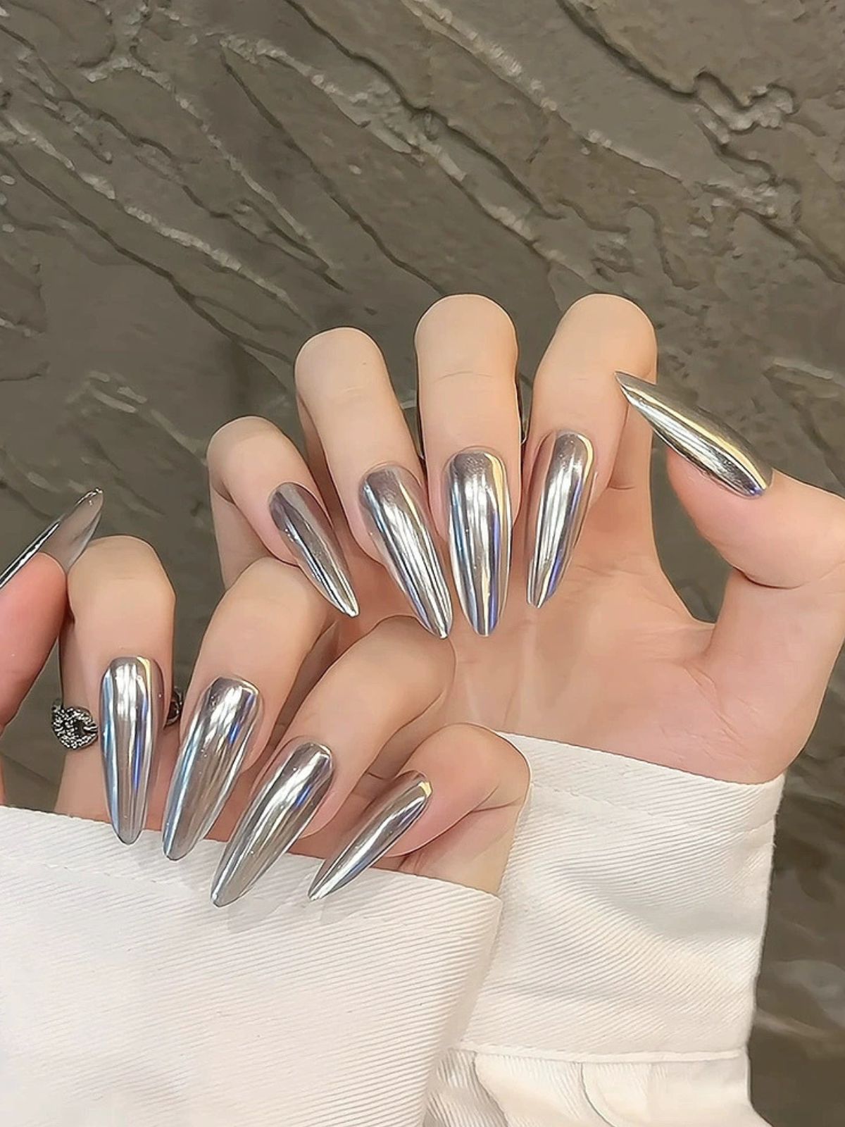 Mirror Finish Silver Nails