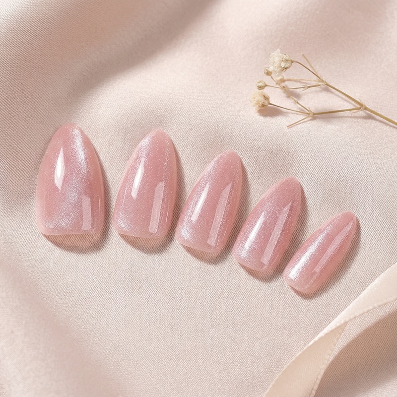 Cat Eye Nude Pink Nails
