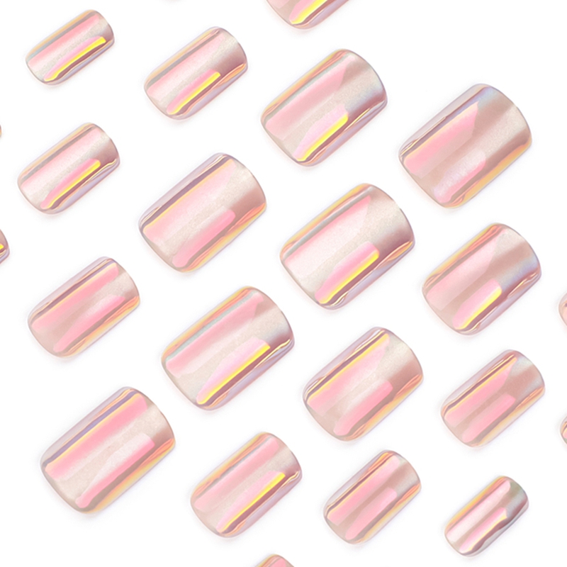 Gleam Shell Beige Nails