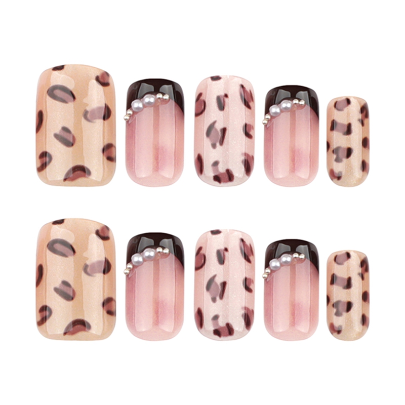 Caramel Spots Brown Nails