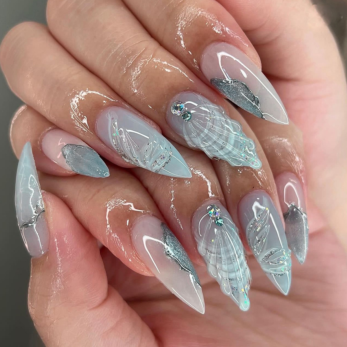 Mermaid's Tears Treasure Blue Nails