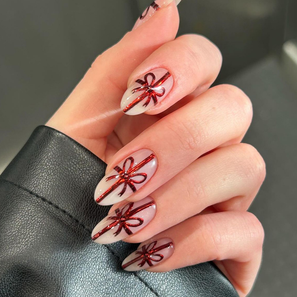 Ruby Bow Red Nails