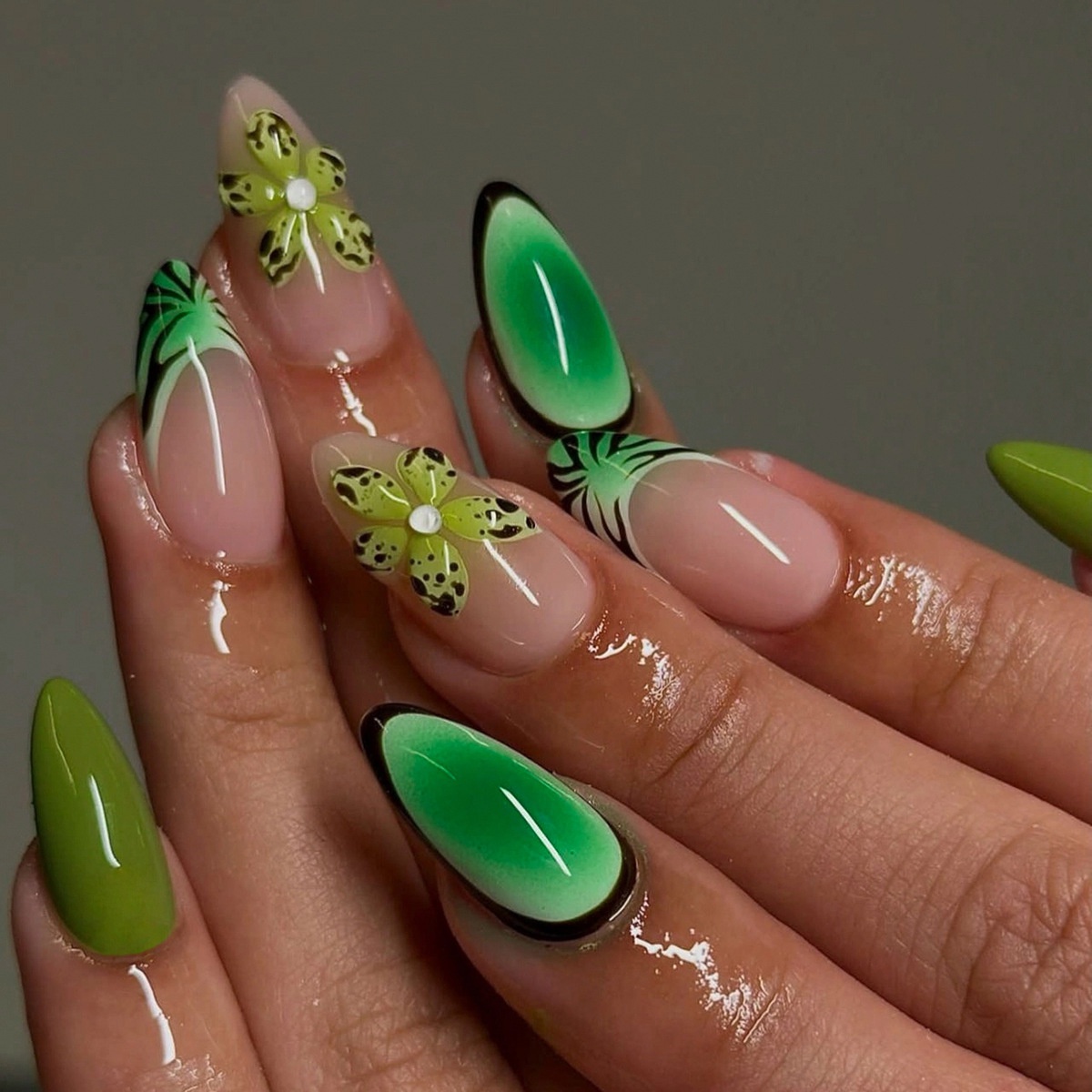 Summer Flora Green Nails