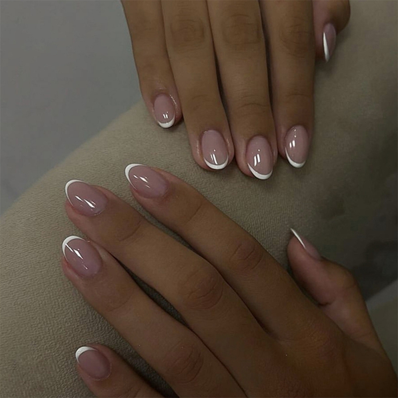 Pearl Edge Pink Nails