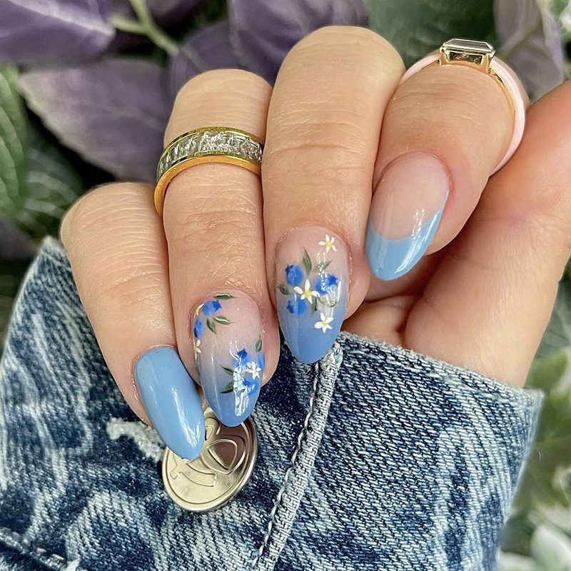 Marine Flora Blue Nails