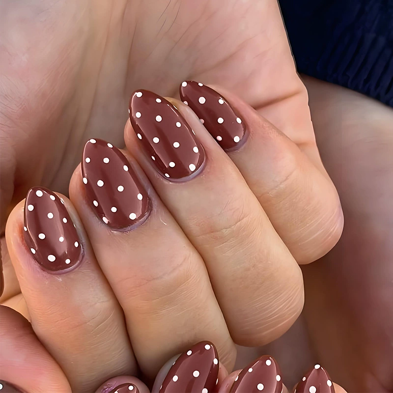 Caramel Spots Brown Nails
