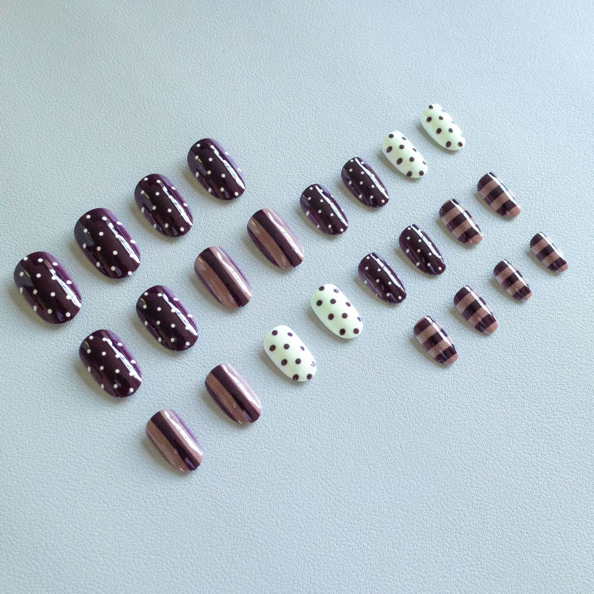 Coffee Cream Multicolor Nails