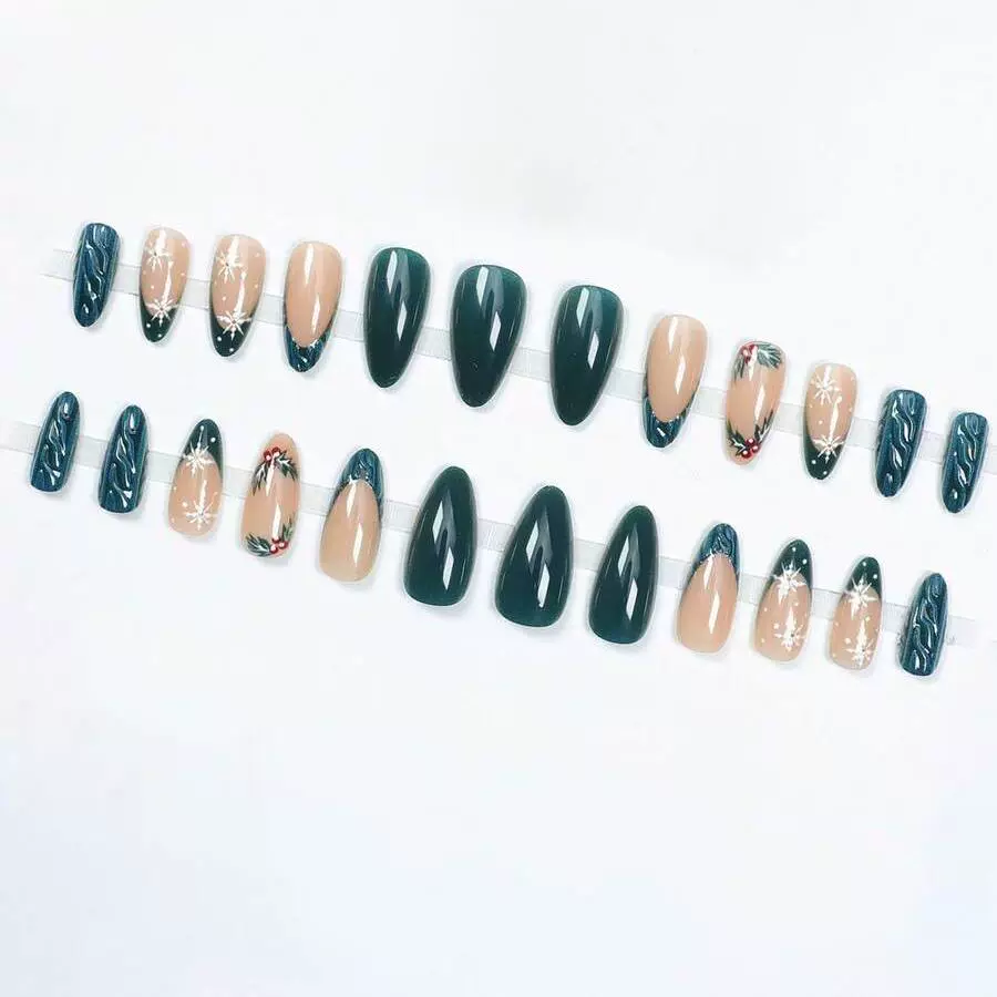 Snowy Pines Green Nails