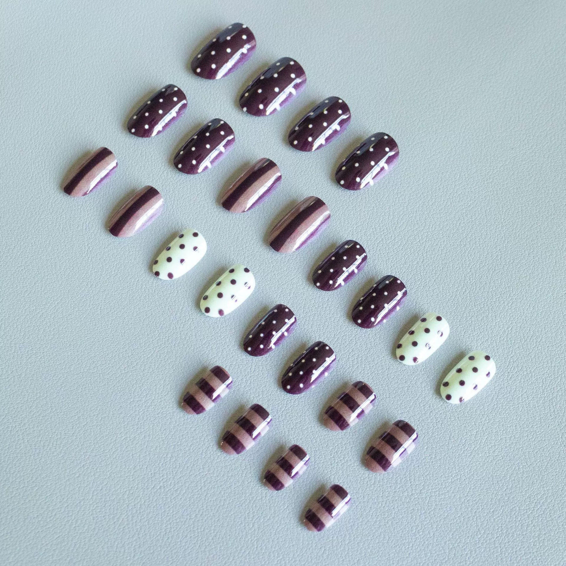 Coffee Cream Multicolor Nails