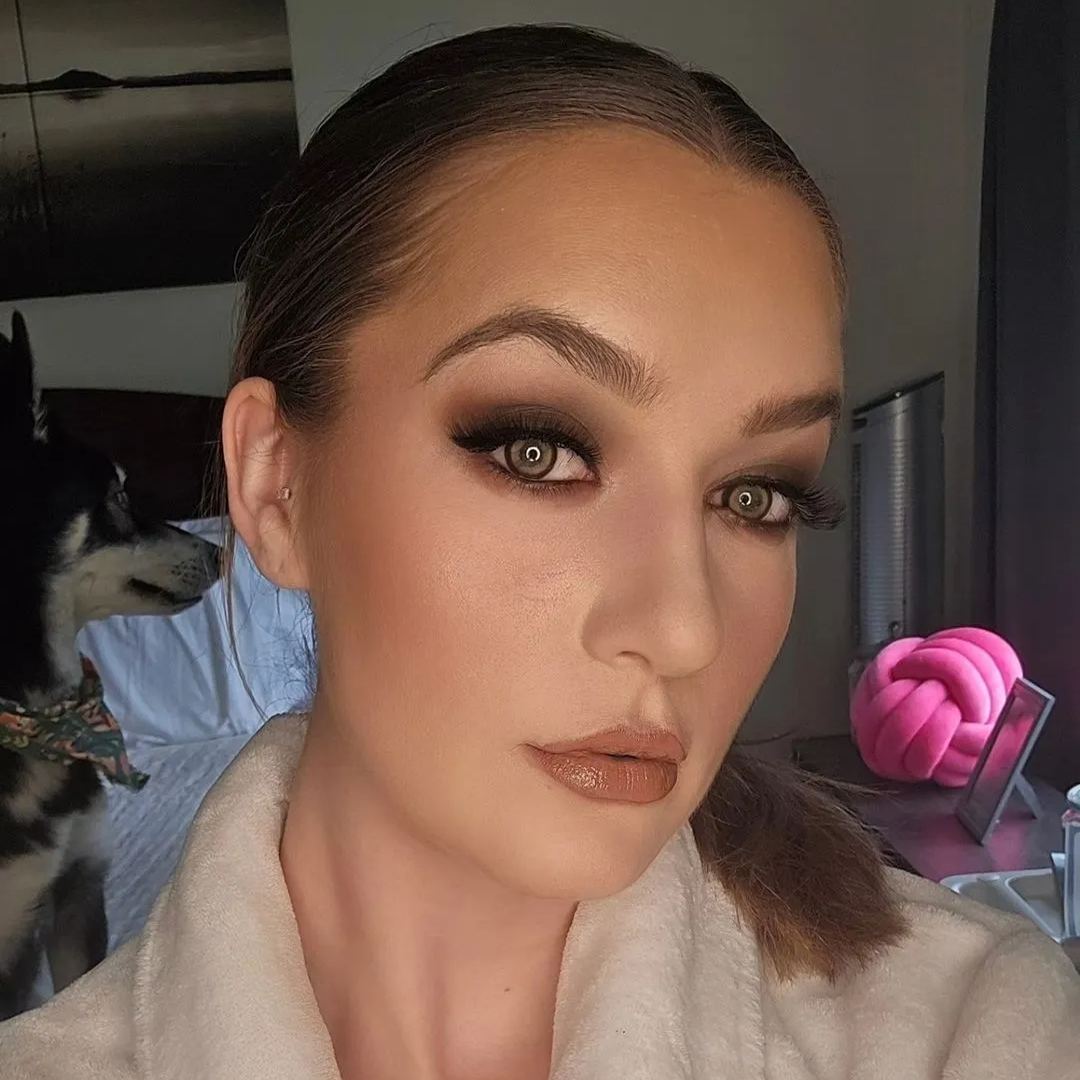 Luminous Brown Yearly Contact Lenses