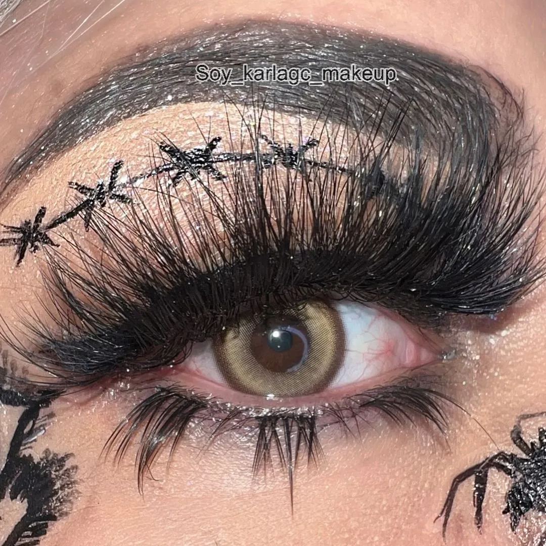 Luminous Brown Yearly Contact Lenses