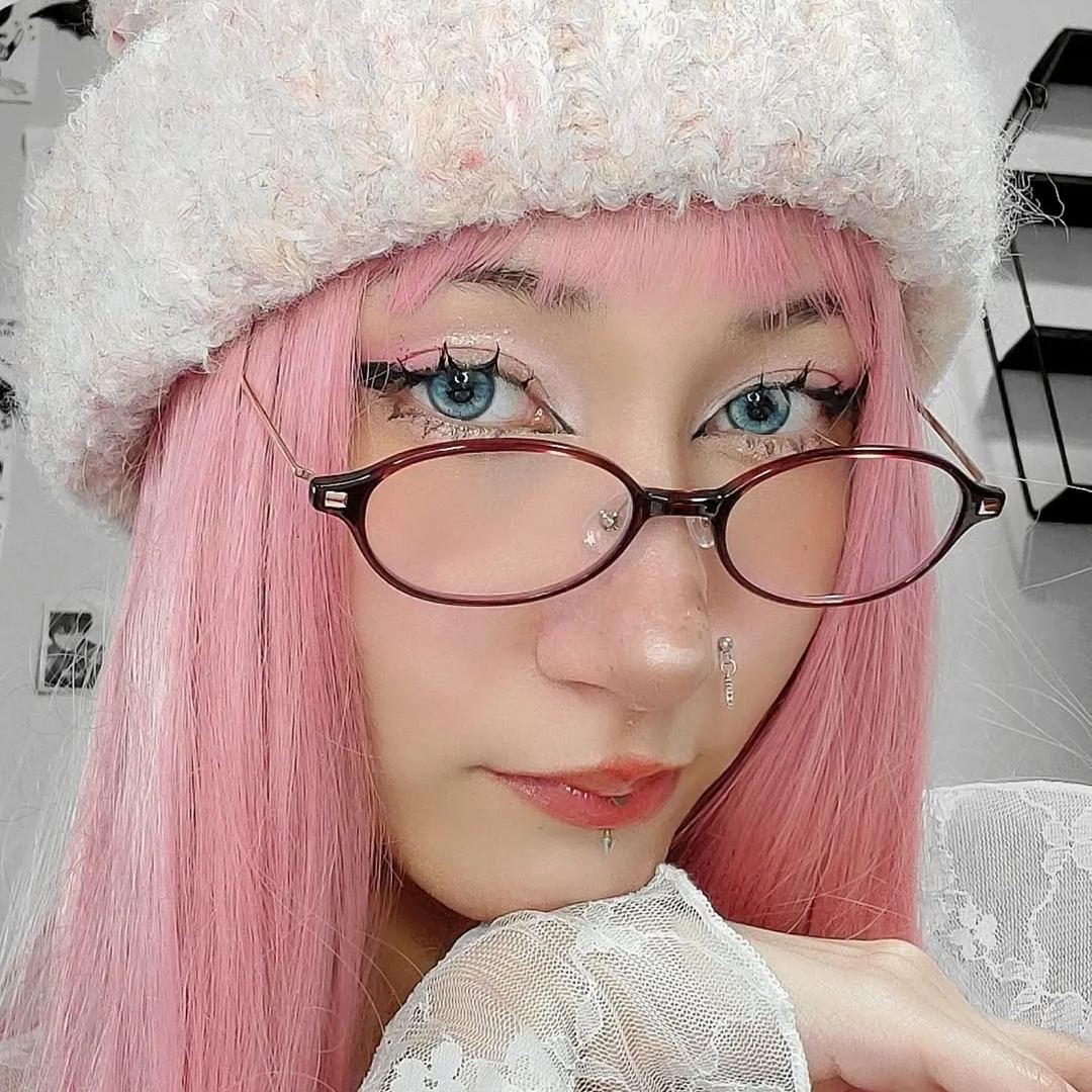 Atlantis Blue Yearly Contact Lenses