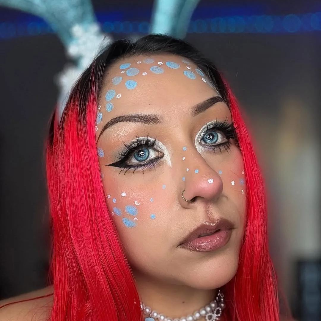 Atlantis Blue Yearly Contact Lenses