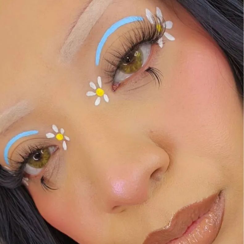 Cameo Brown Yearly Contact Lenses