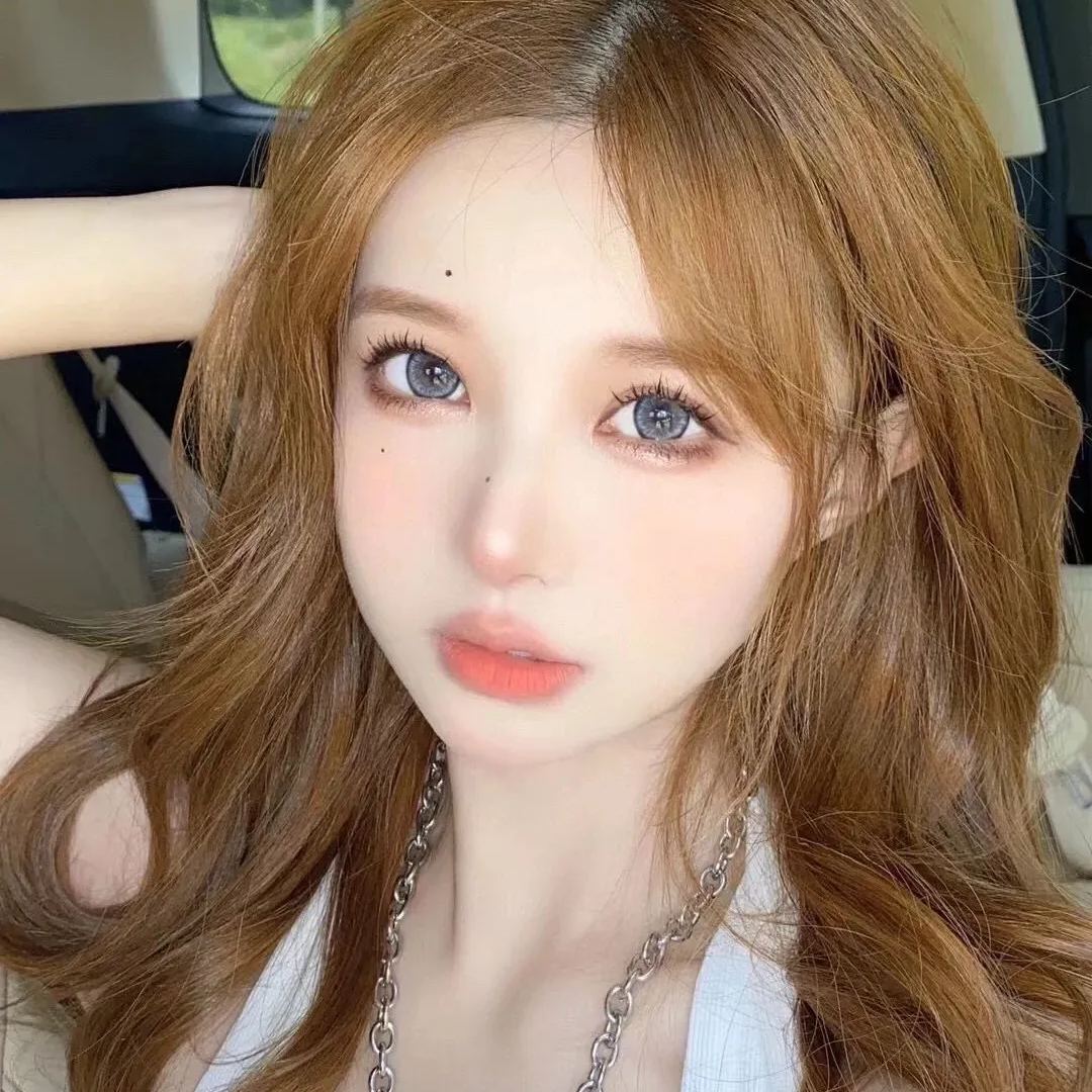 Maple Gray Yearly Contact Lenses