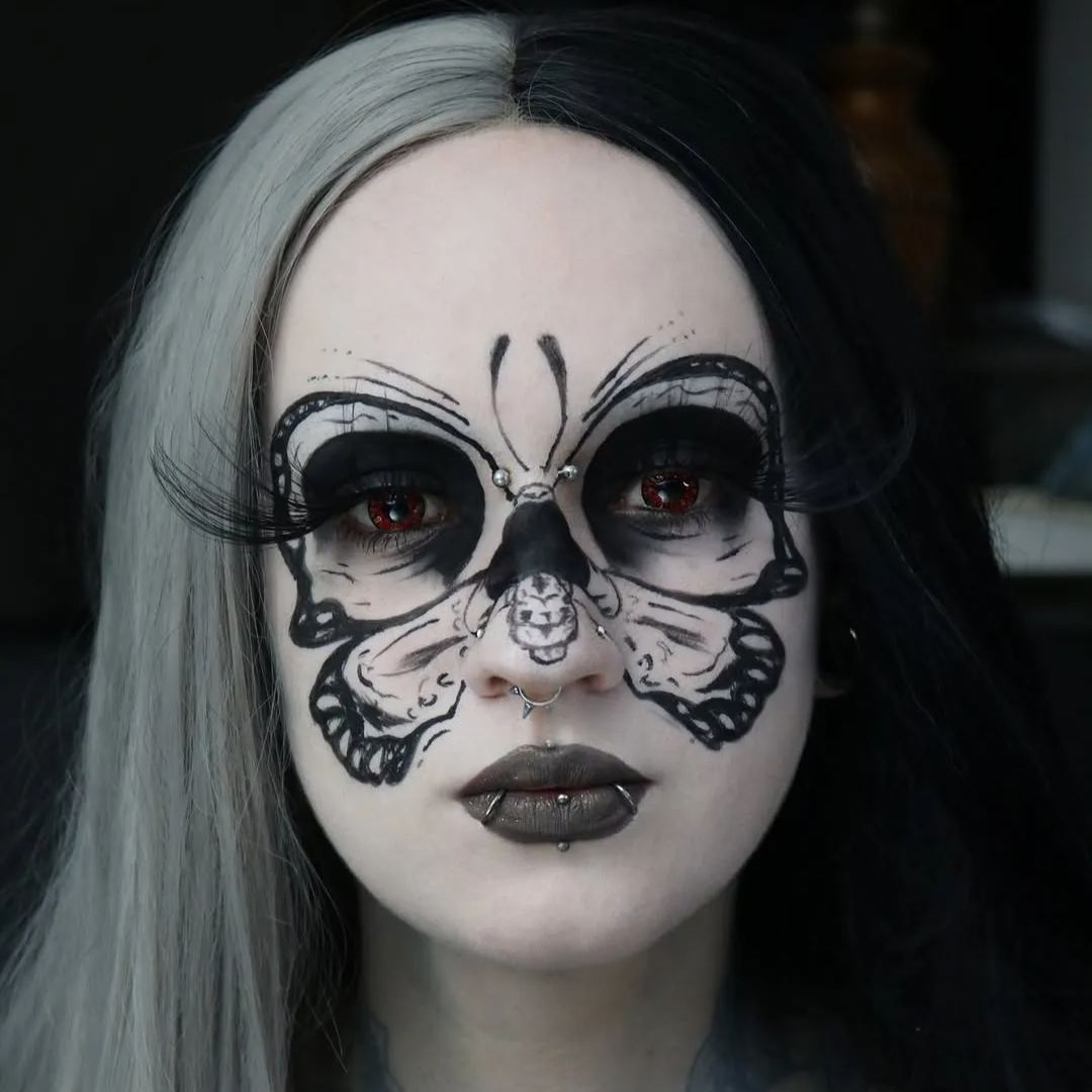 Crack Red Costume Contact Lenses