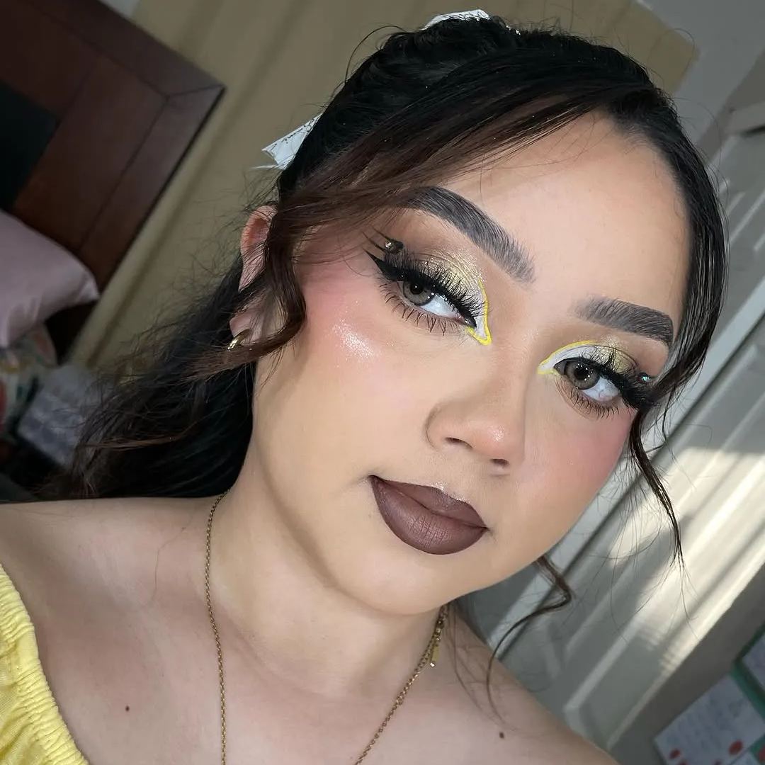 Cinnamon Brown Prescription Yearly Contact Lenses