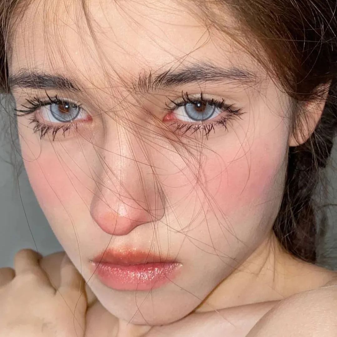 Menigo Gray Yearly Contact Lenses