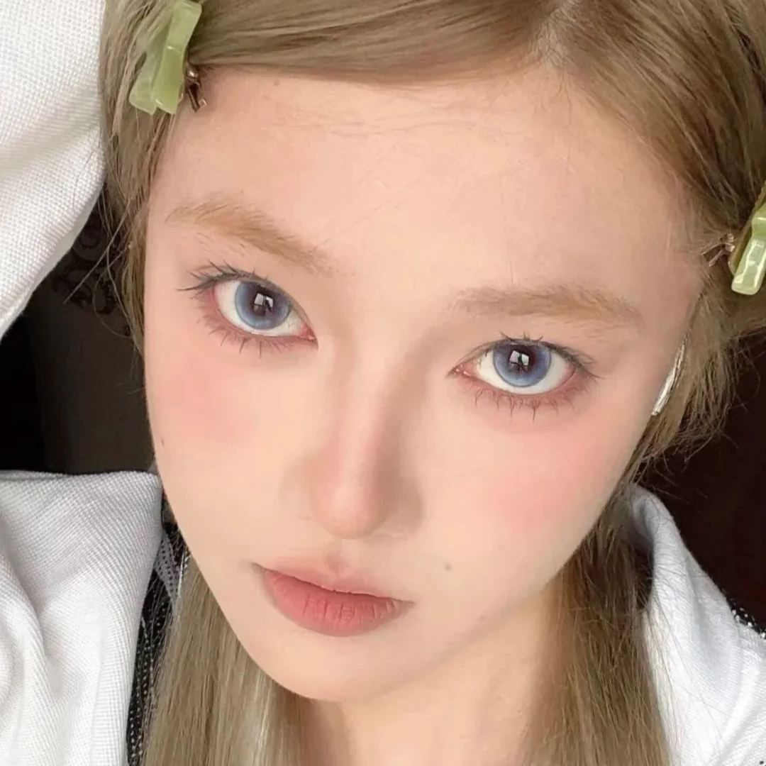 Water Lily Purple Yearly Contact Lenses