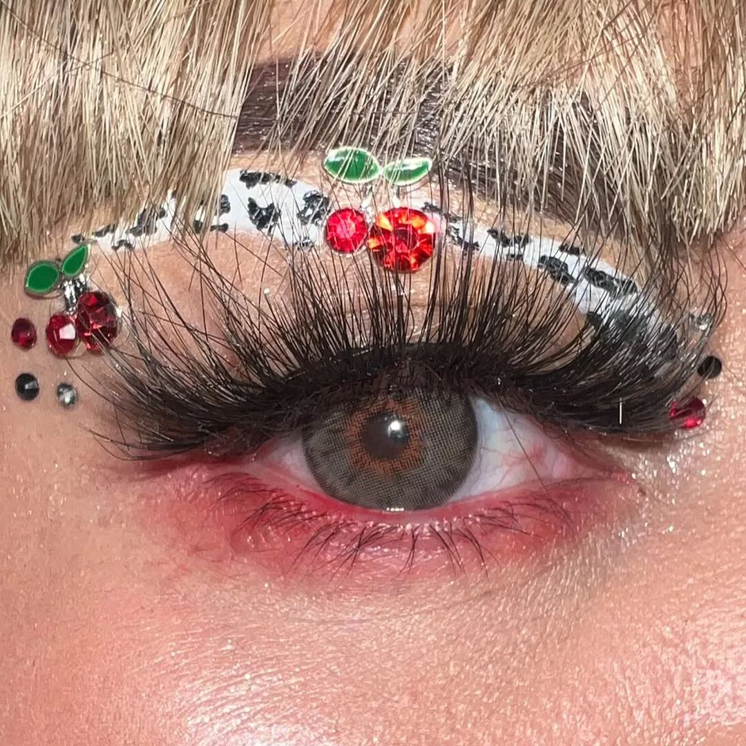 Siri Brown Prescription Yearly Contact Lenses