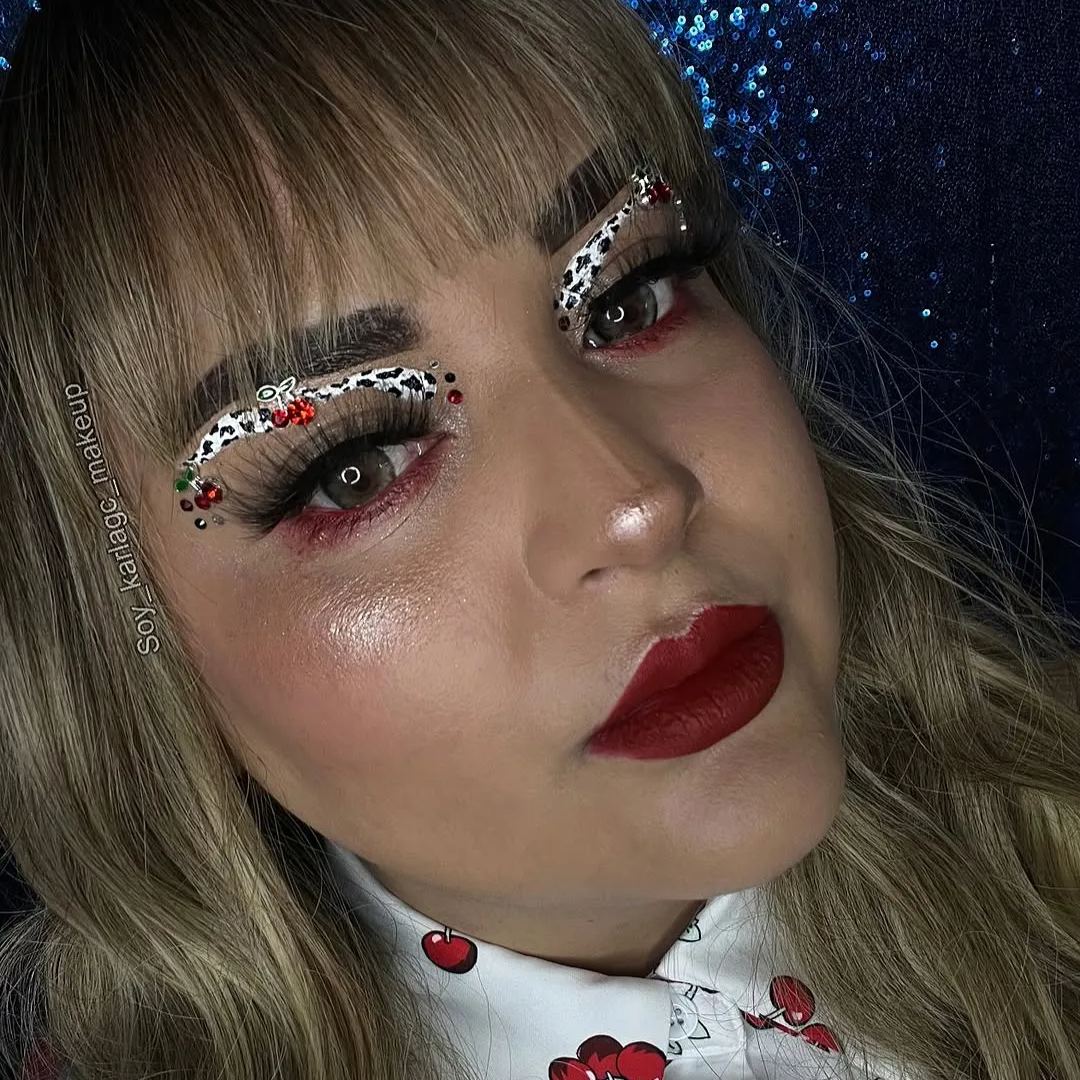 Siri Brown Prescription Yearly Contact Lenses