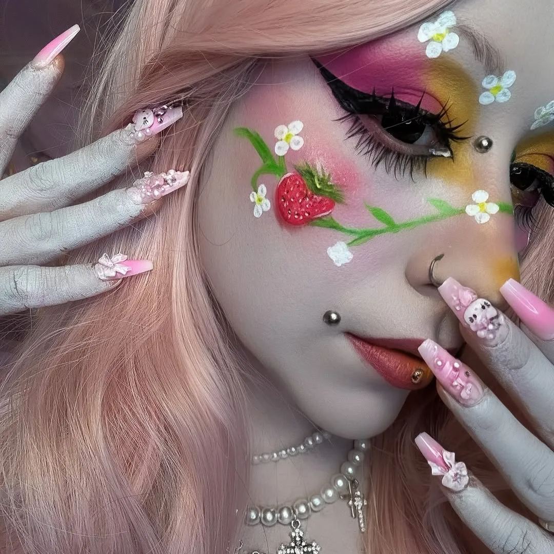 HelloKitty Ripple Pink Nails