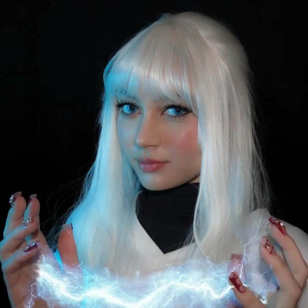 Diva Green Yearly Contact Lenses