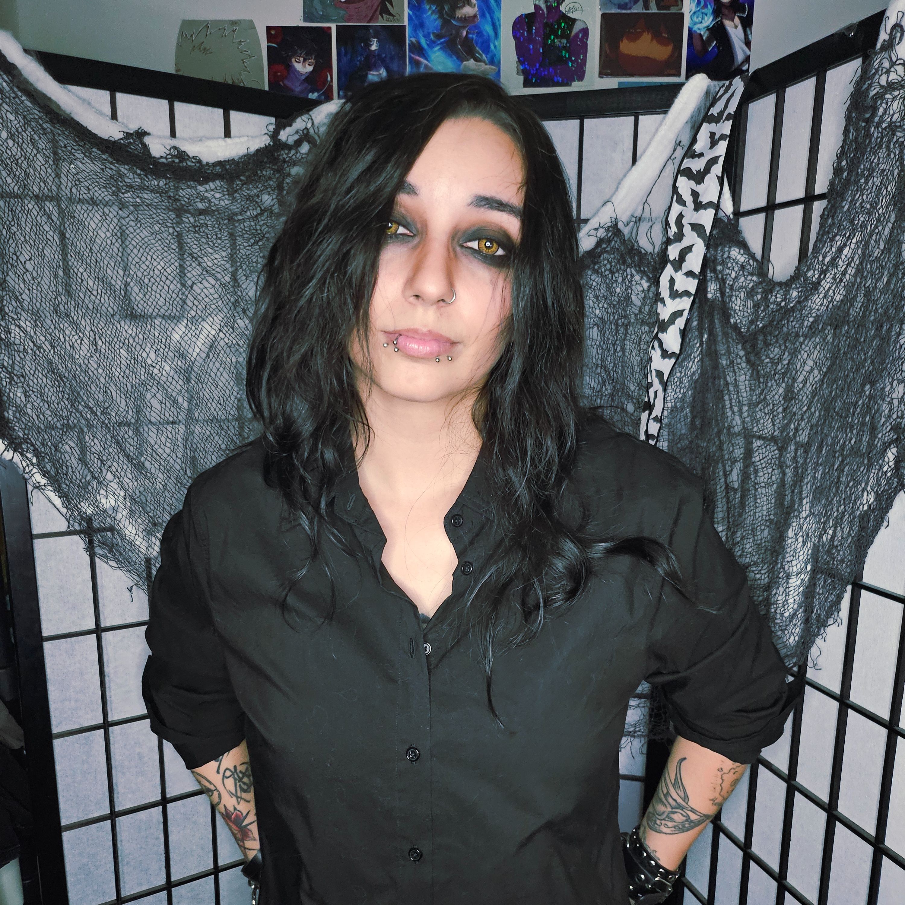 Neon Brown 6 Months Contact Lenses