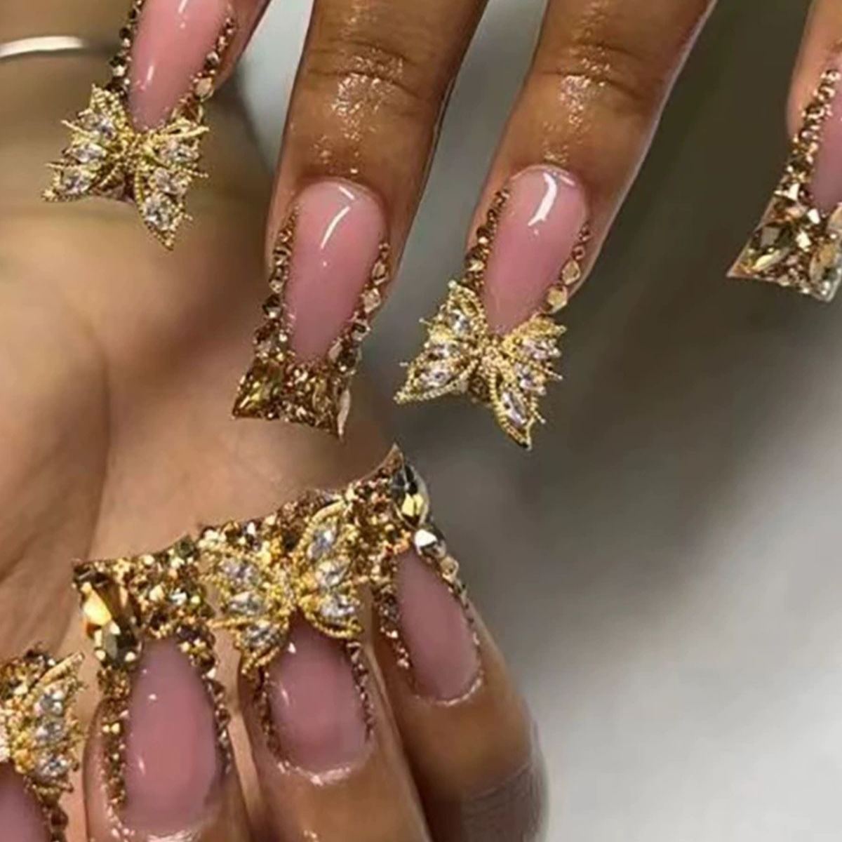 Golden Slay Nails