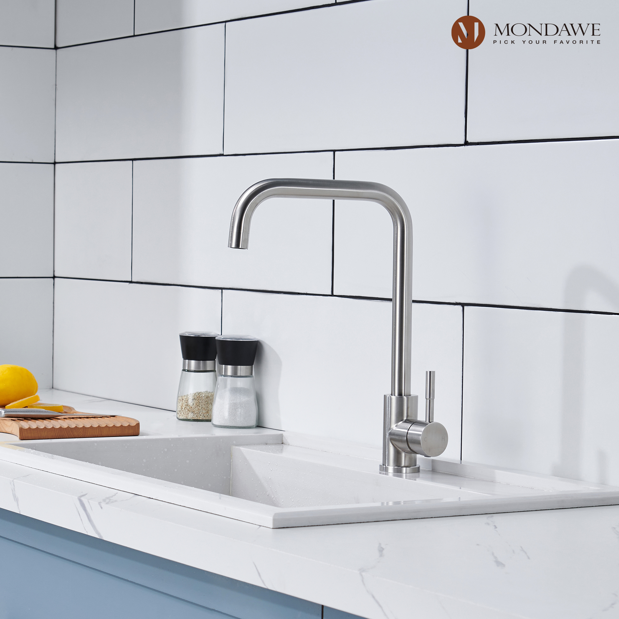 High Arc Pull Down Single Handle Kitchen Faucet with Accessories-Mondawe
