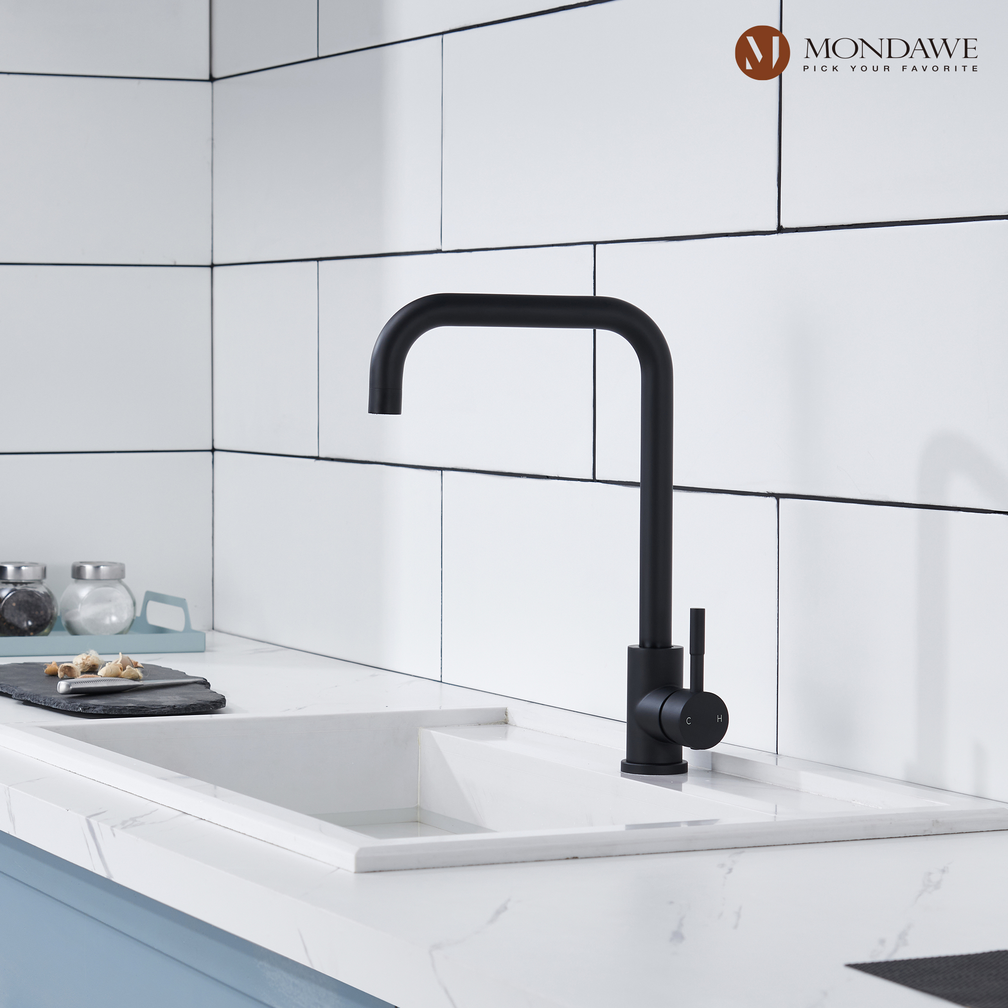 High Arc Pull Down Single Handle Kitchen Faucet with Accessories-Mondawe