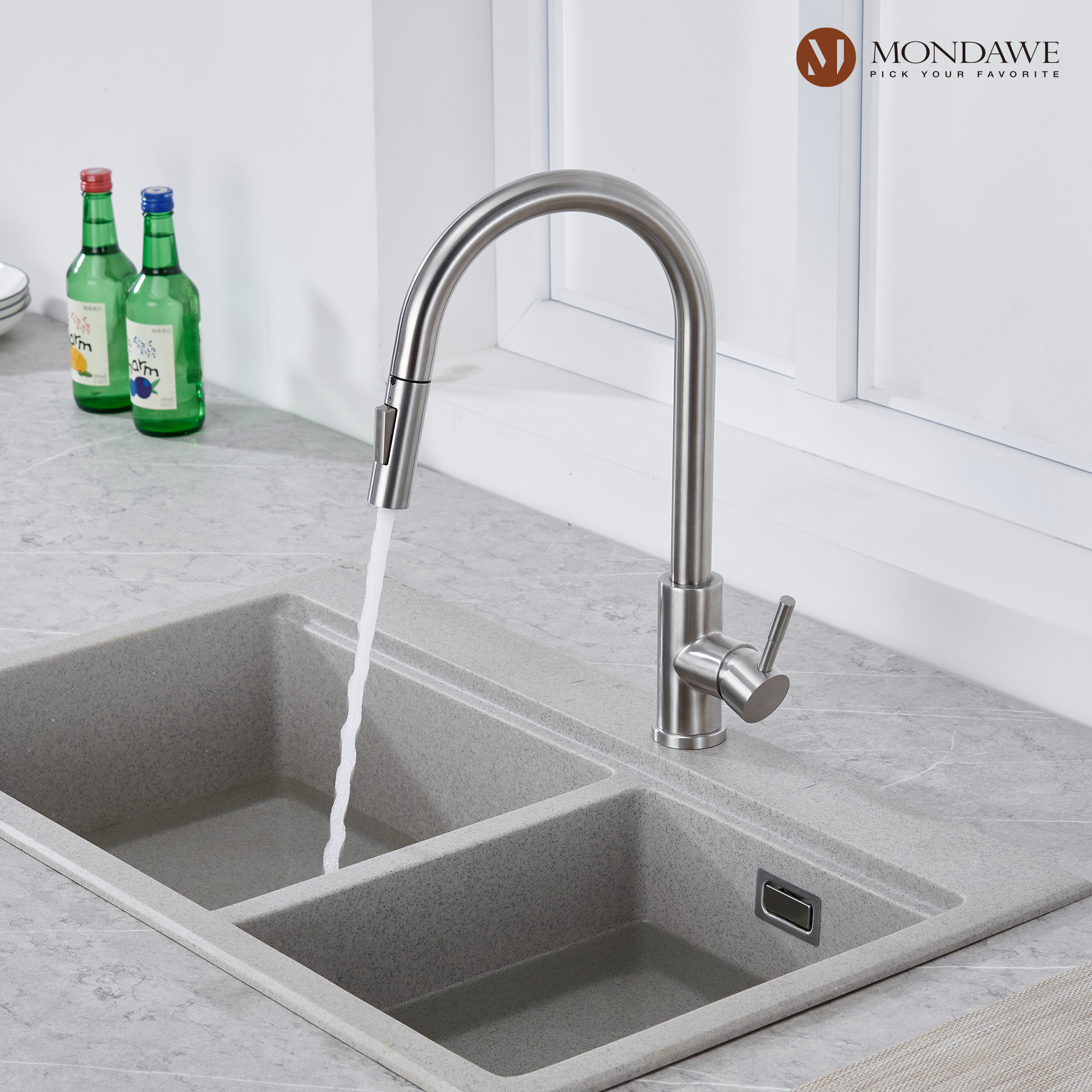 High Arc Pull Down Single Handle Kitchen Faucet with Accessories-Mondawe