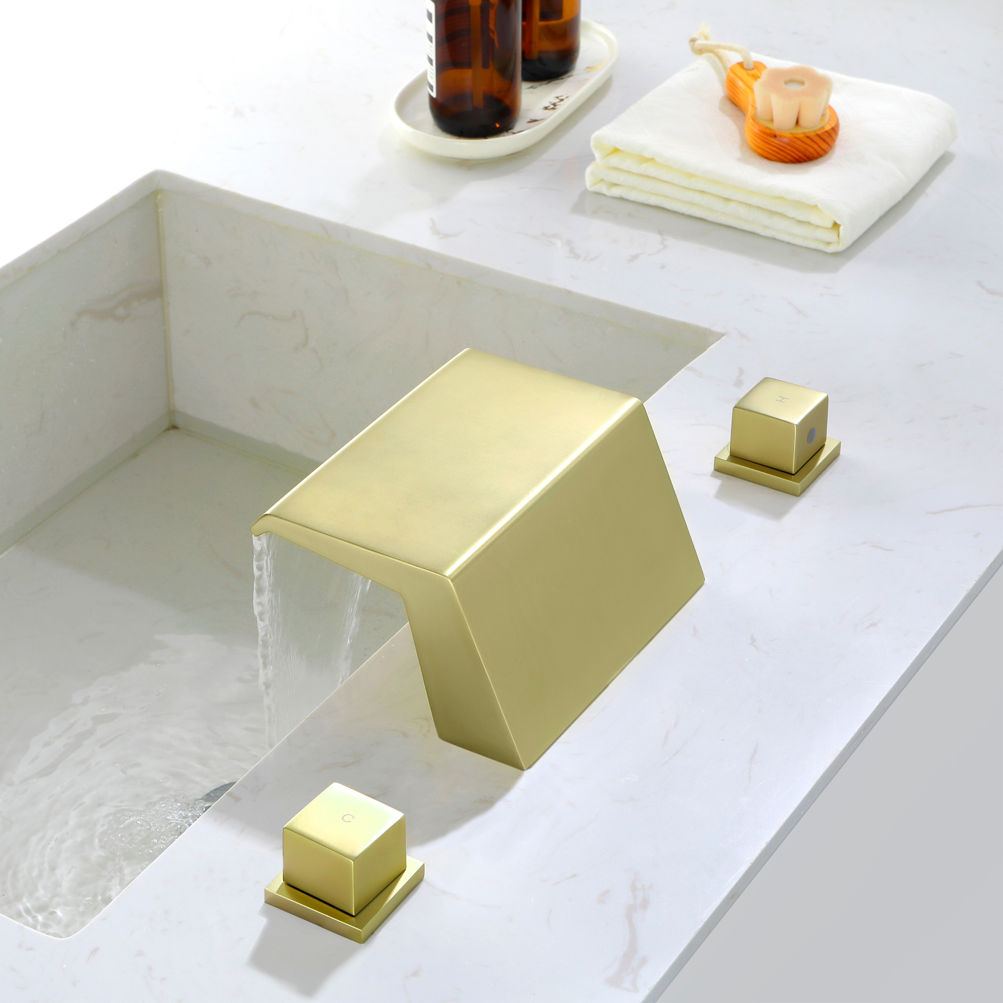 Boyel Living Brushed Gold/Brushed Nickel Widespread 2-Handle Bathroom Sink Faucet