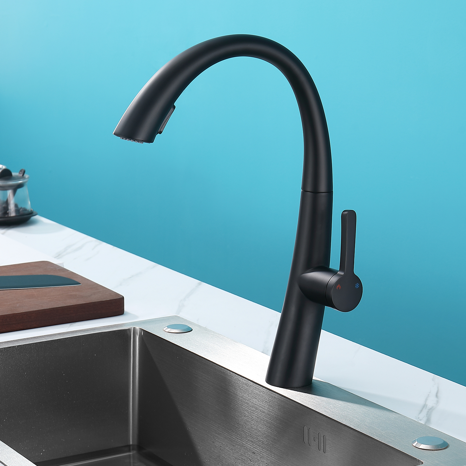  Boyel Living Single Handle Pull Out Sprayer Kitchen Faucet 1.5 GPM in Matte Black