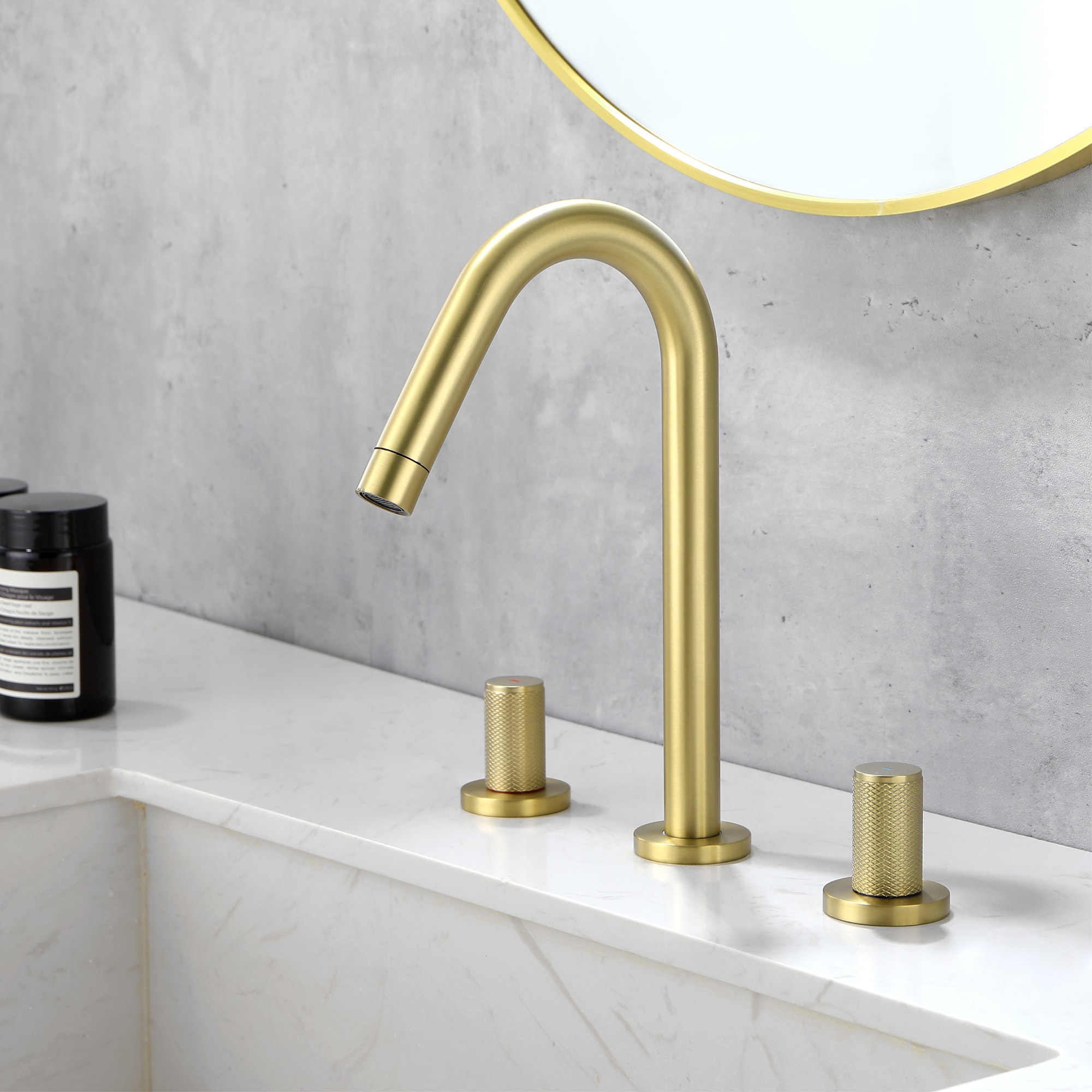 Mondawe Double Handle 8-Inch Center Wide-Spread Bathroom Faucet（Black/Gold/Nickel�?Mondawe