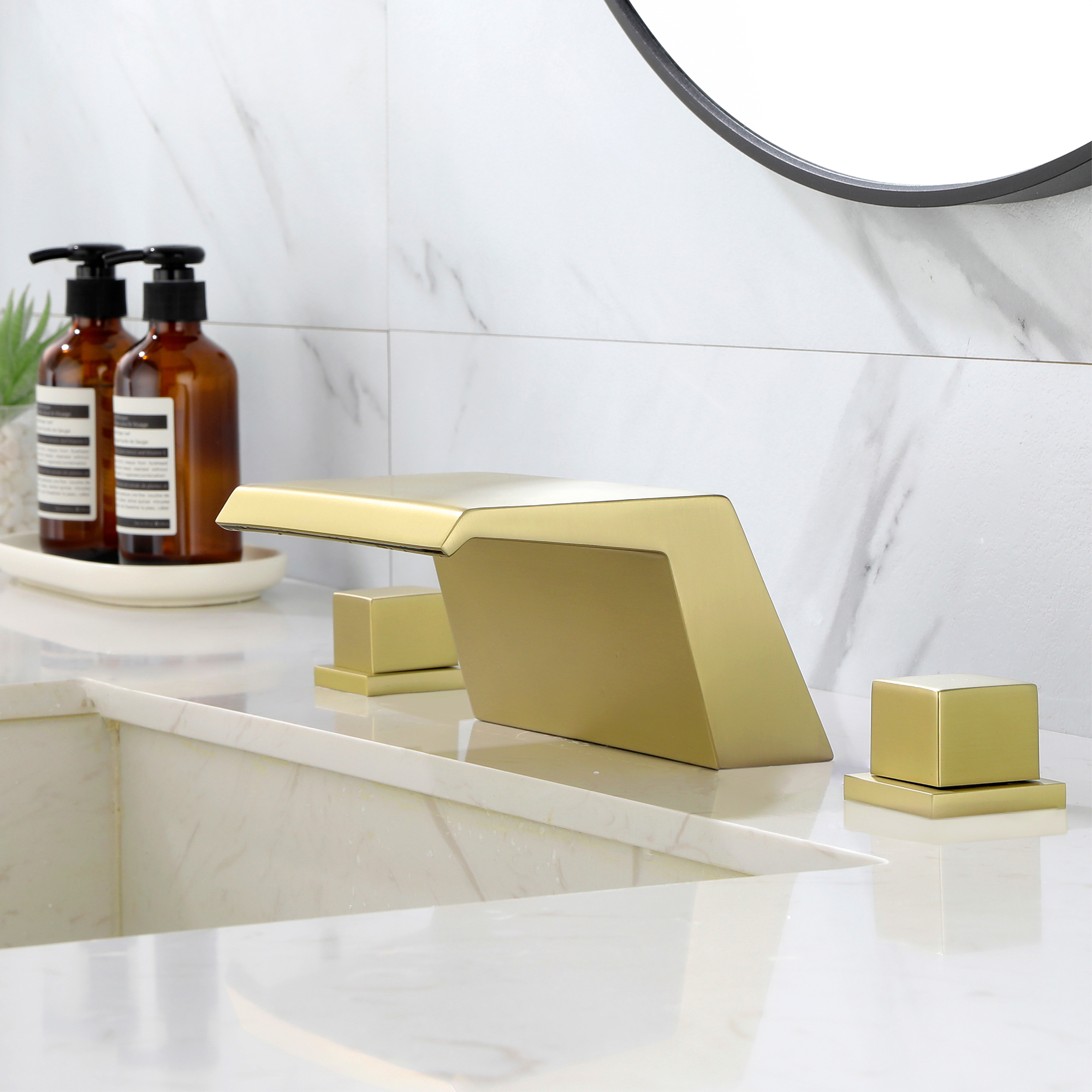 Mondawe Double Handle 8-Inch Center Wide-Spread Bathroom Faucet in Black/Gold/Nickel-Mondawe