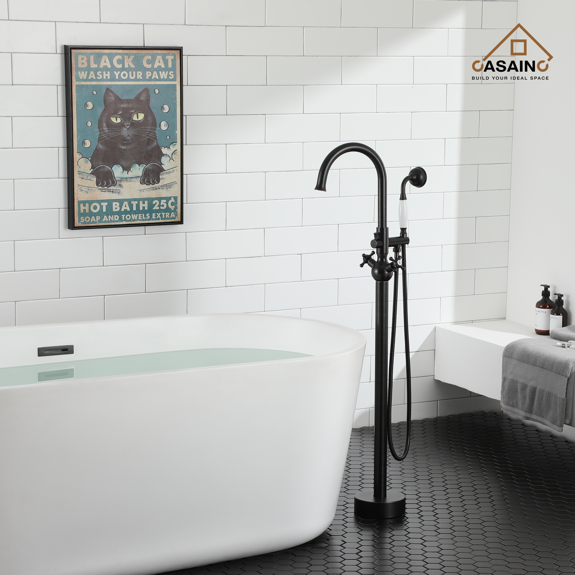 Vintage 2-Handle Floor-Mount Buthtub Freestanding Roman Tub Faucet in Brushed Brass