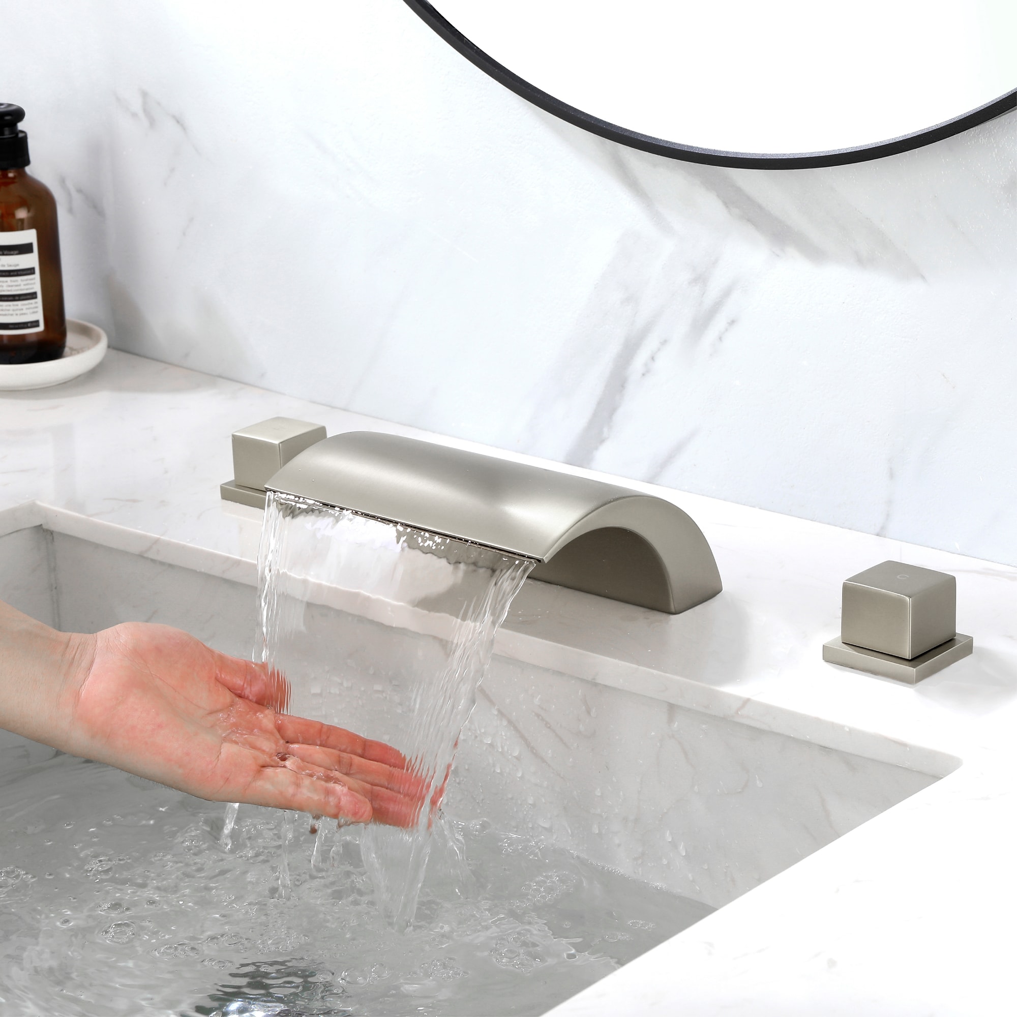 Mondawe Double Handle 8-Inch Center Wide-Spread Bathroom Faucet in Nickel/Black/Gold-Mondawe