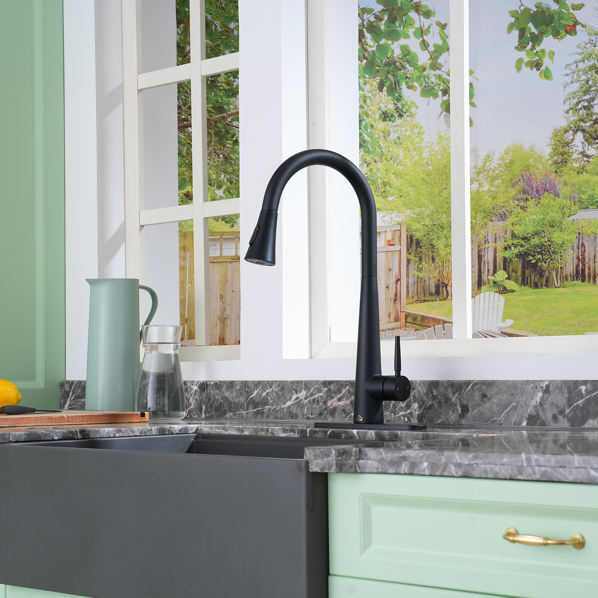 Kitchen-Faucet, Simple Kitchen Faucet with Pull Down Sprayer-Out Kitchen Sink Offers Efficient Cleaning for Kitchen Laundry Utility Rv Wet Bar -with Deck Plate -Matt Black-4