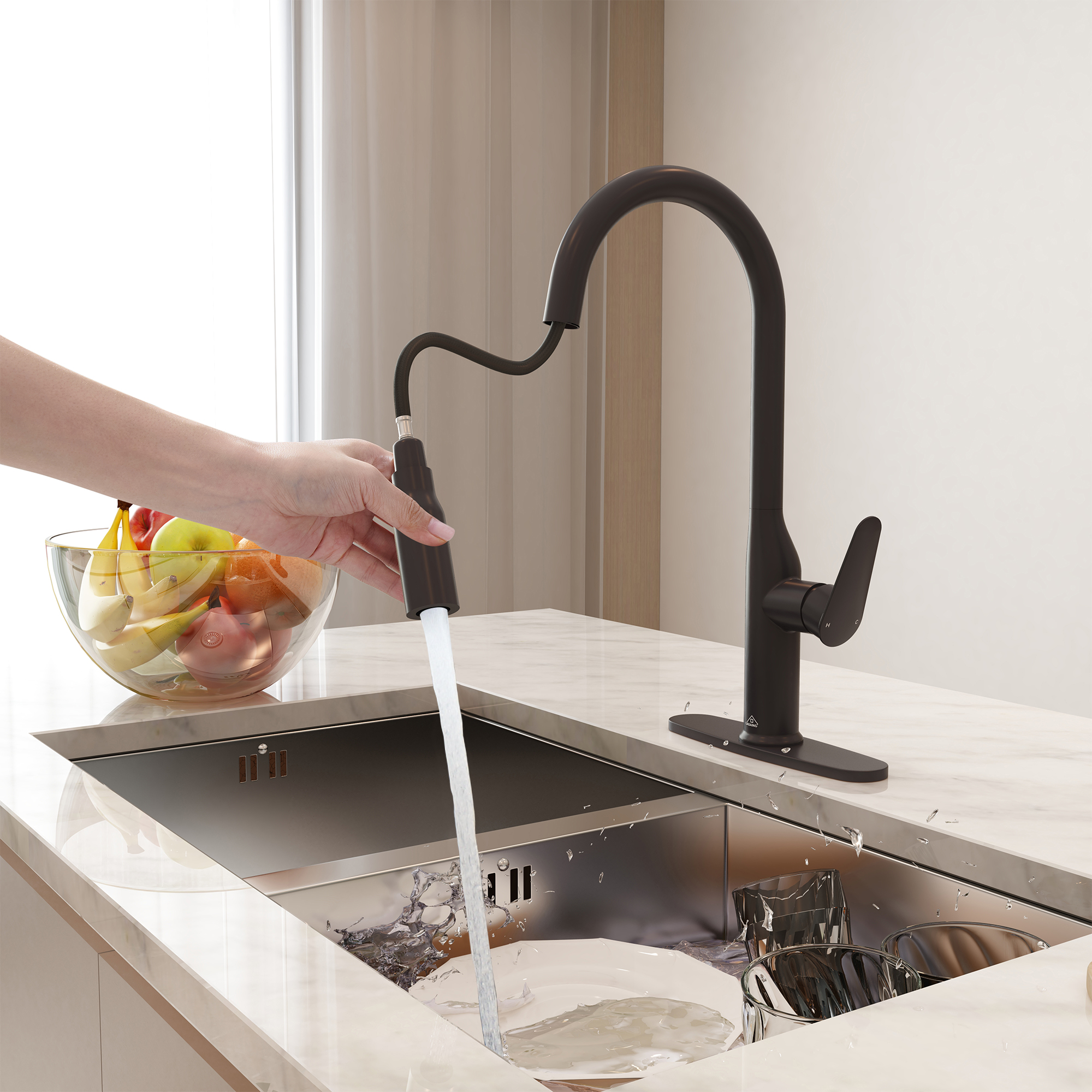 Modern Single Handle Pull Down Sprayer Kitchen Faucet with Deckplate and Water Supply Hoses in Brushed Gold/Brushed Nickel/Matte Black/Matte White