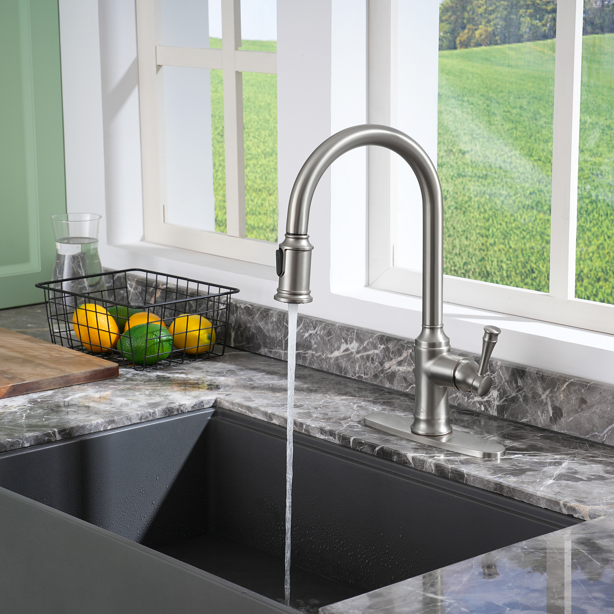 Single Handle Pull Out Sprayer Kitchen Faucet High Arc with Pull Down Sprayer head, Deckplate Included in Brushed Nickel/Matte Black/Brushed Gold